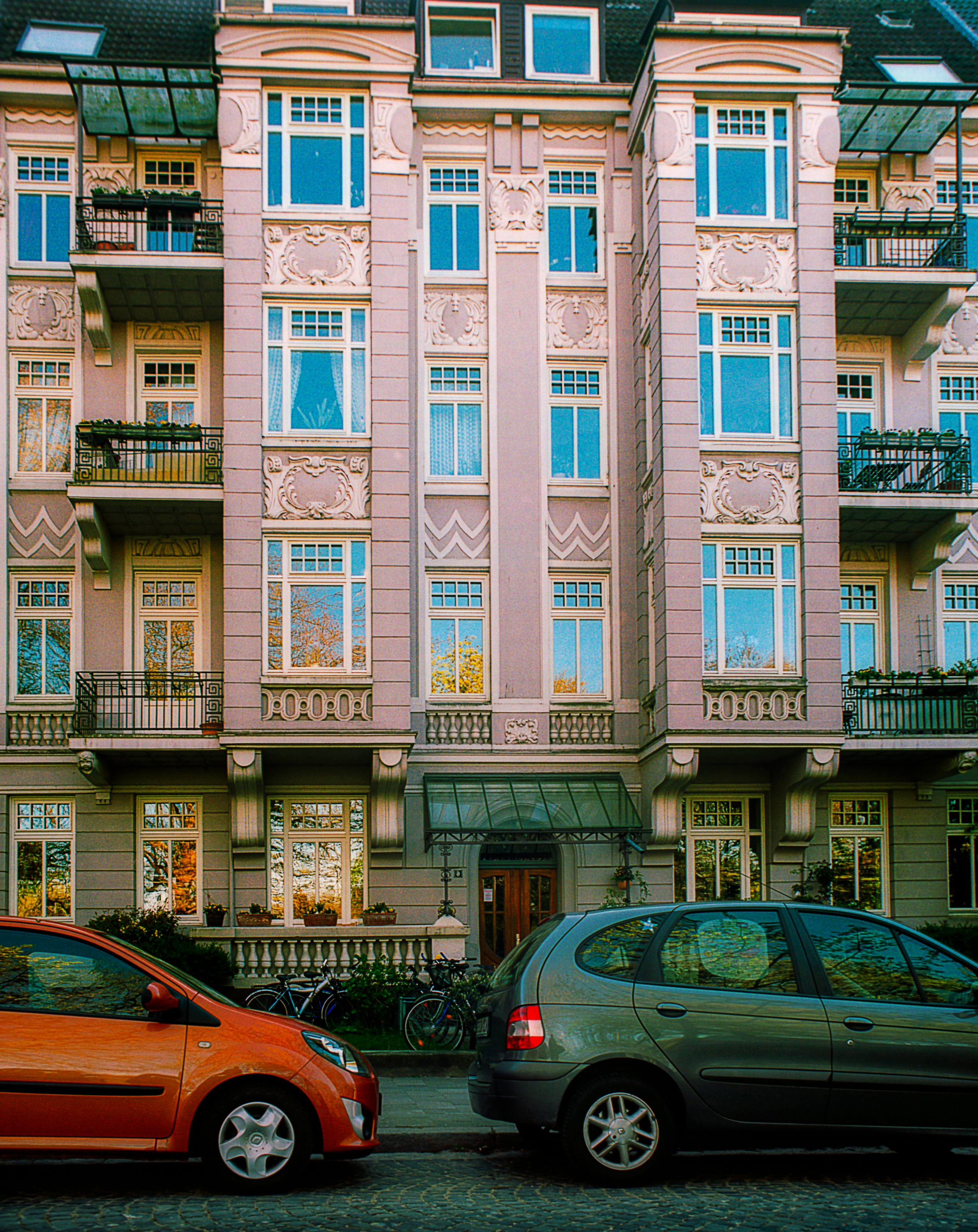 Altbau am Schrevenpark in Kiel