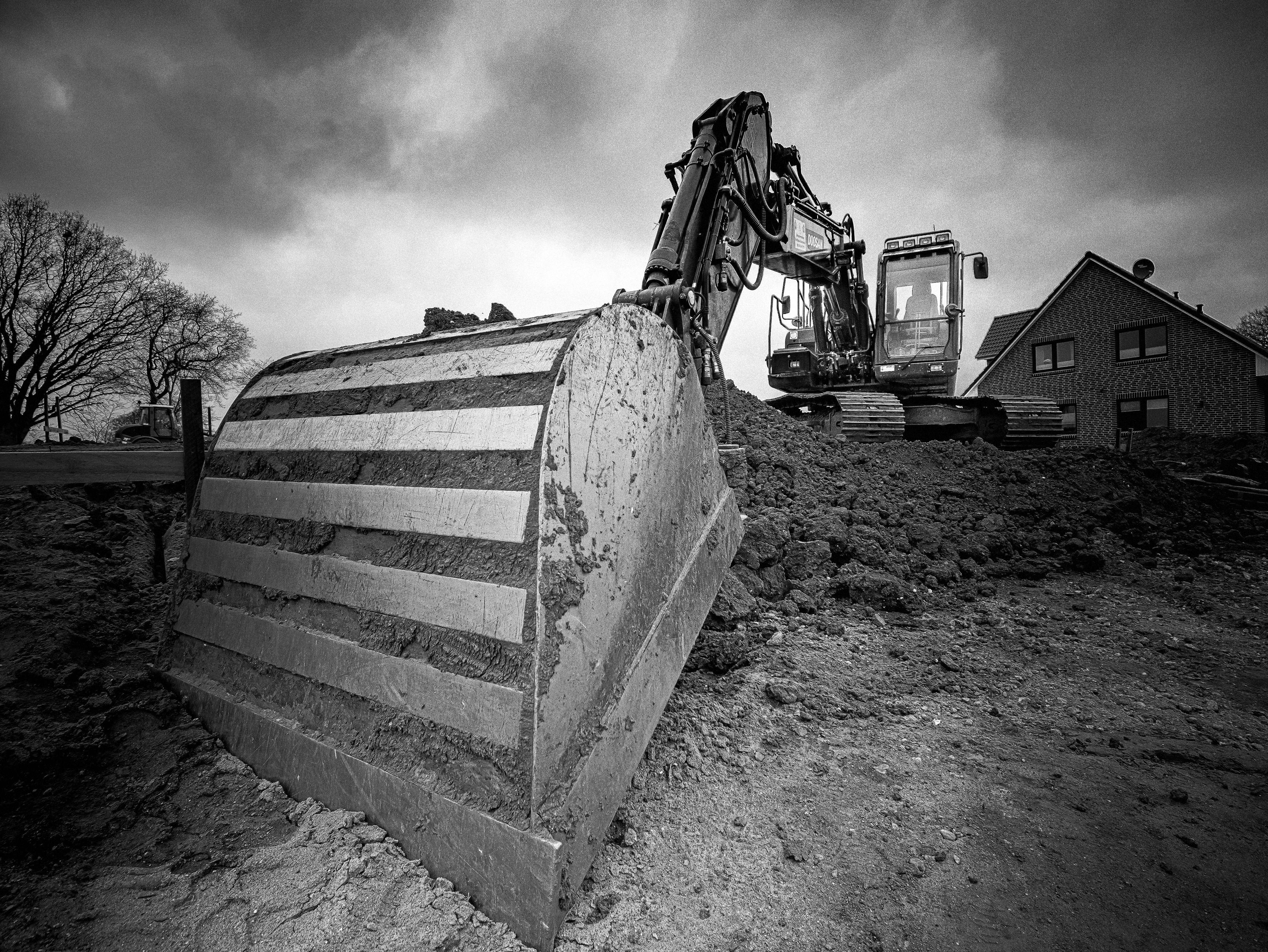 Bagger im Neubaugebiet Warnau